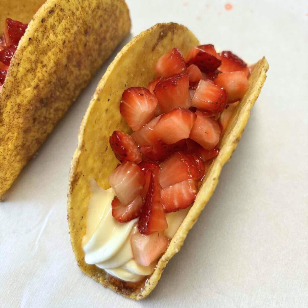 Dessert tacos