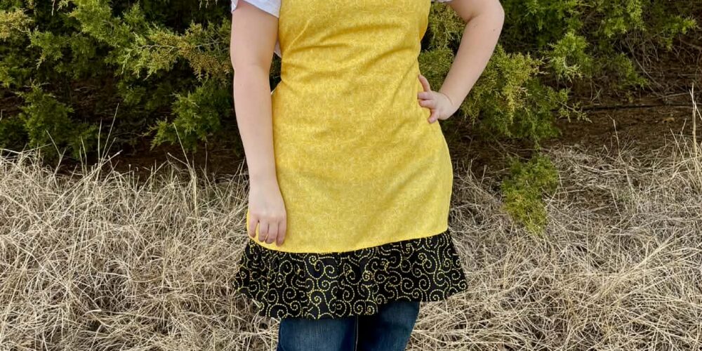 Easy Ruffled Apron Sewing Tutorial (Beginner Friendly)