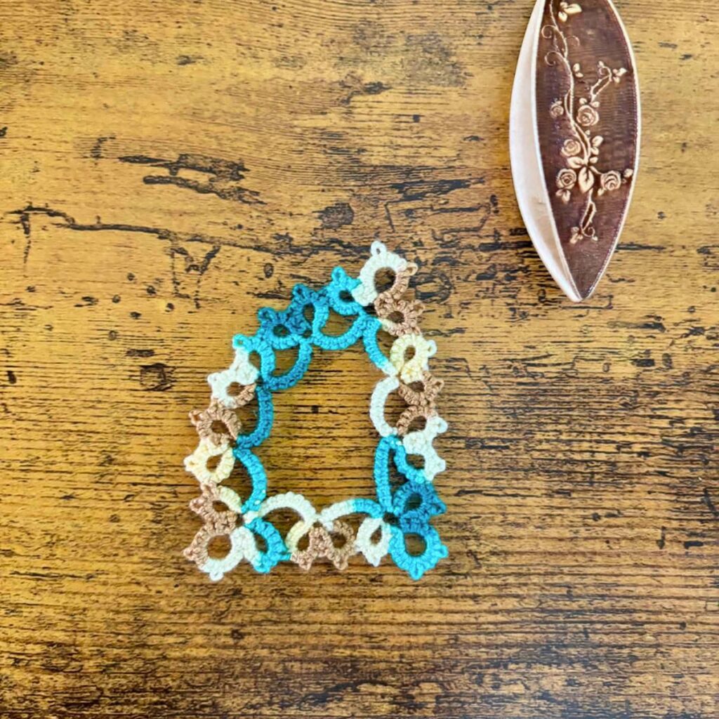 Bandana Tatting